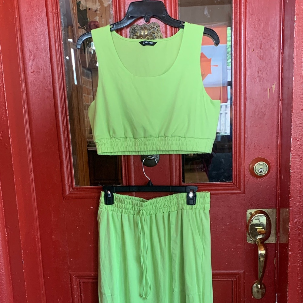 Green Sleeveless Maxi Dress
